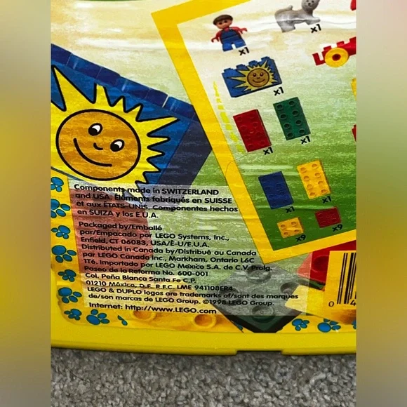 Vintage 1998 Lego Duplo Assortment of Pieces with Yellow Carrying Case - Picture 8 of 10